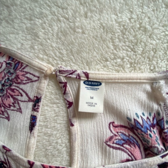 Old Navy Floral Blouse - Picture 3 of 3